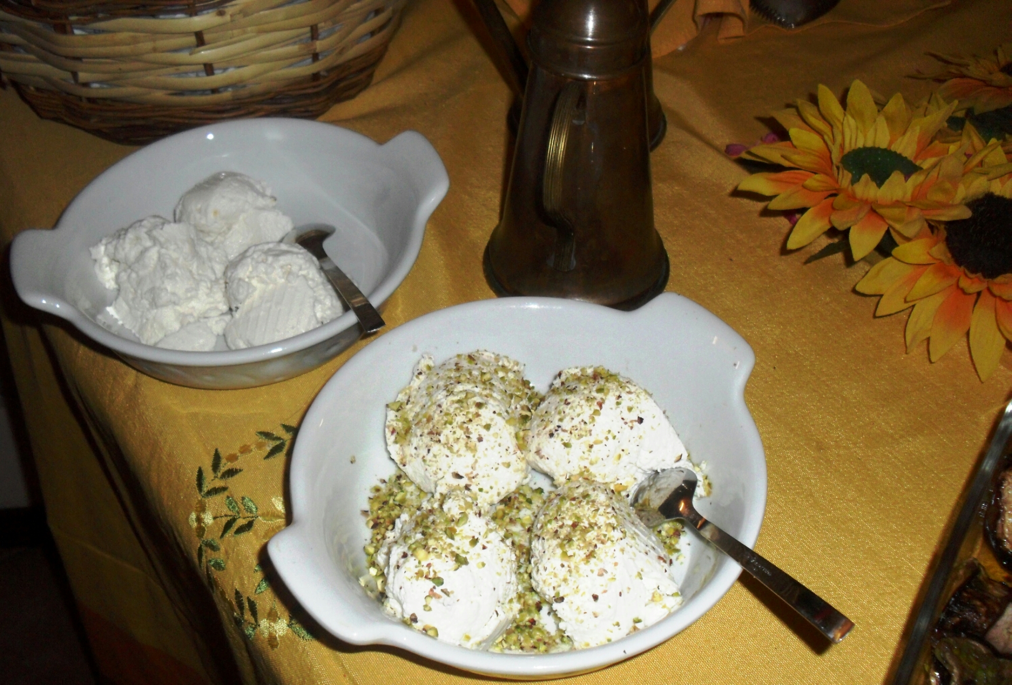 2010 buffet ricotta giras (2).JPG image
